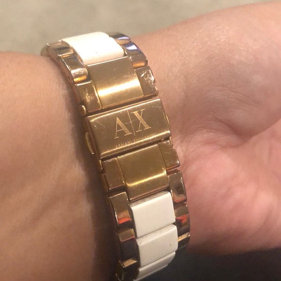 Rose gold Armani Exchange watch - Picture 2 of 4